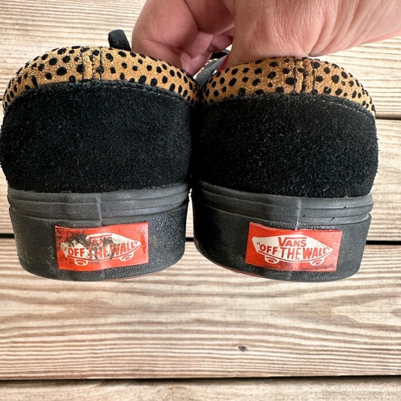 Vans Black and Tan Cheetah print Sneakers - Picture 4 of 7